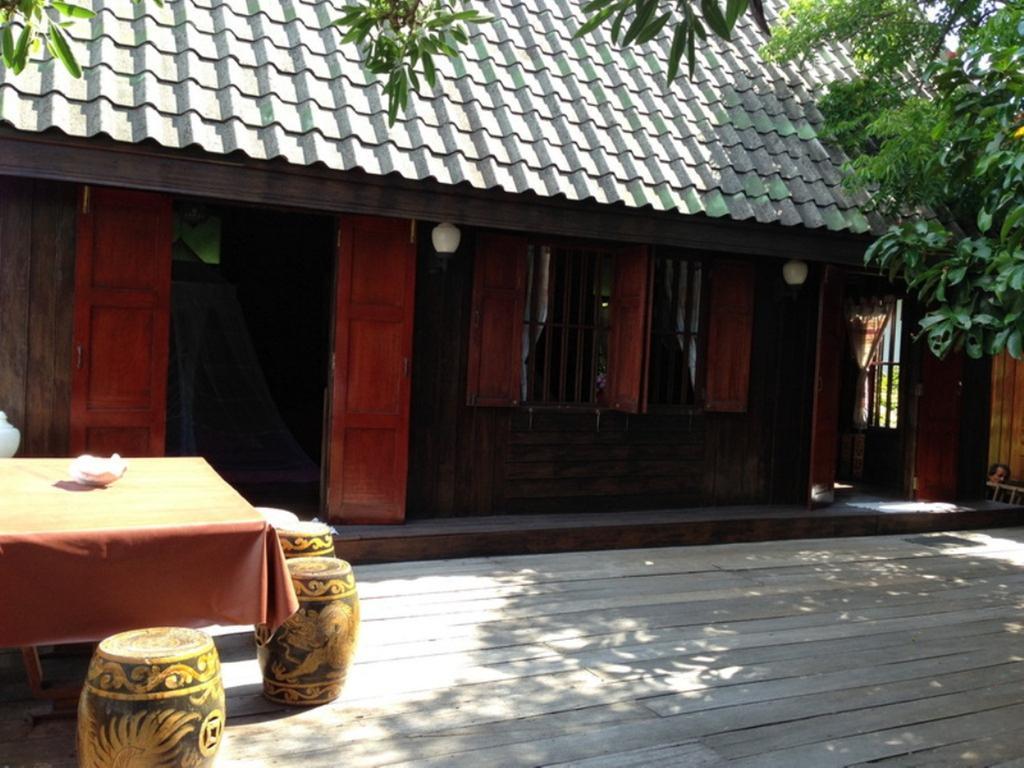 Ayothaya Riverside House Guest house